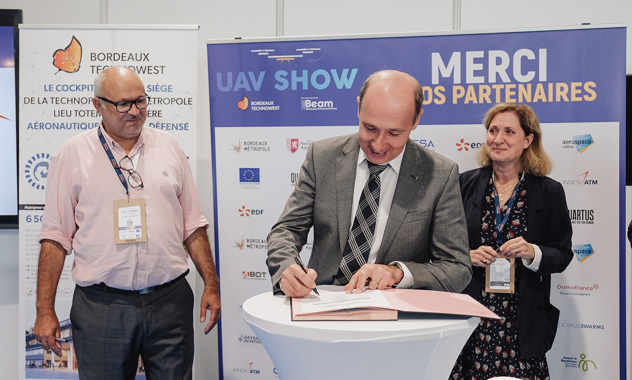 449ce5488f59-UAV-SHOW-JOUR-2-ASTRIDLAGOUGINE-051-3-.jpg